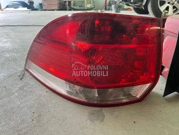 Stop svetlo za Volkswagen Caddy, Golf 5, Golf Plus ...