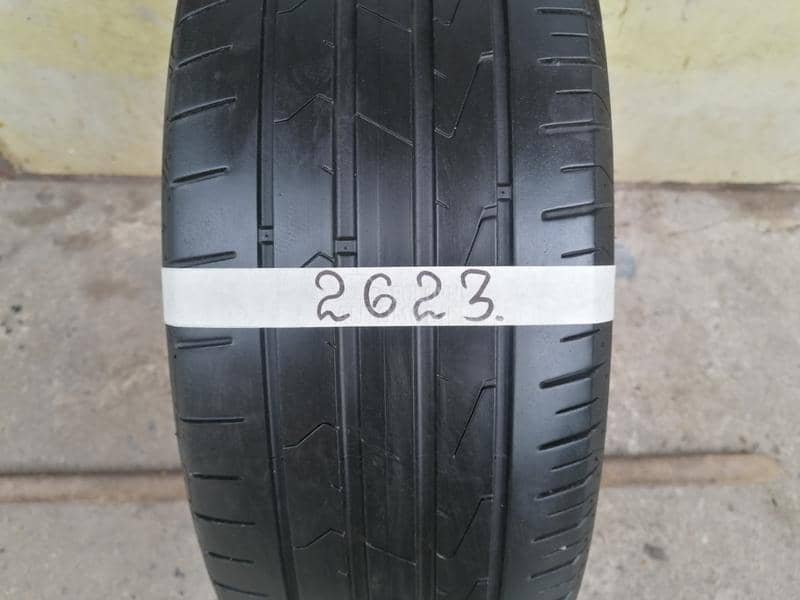 Hankook 215/60 R17 Letnja