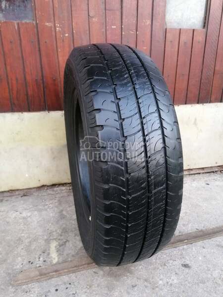Goodyear 215/65 R16 Letnja
