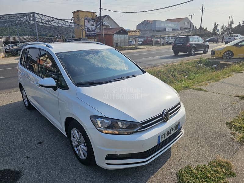 Volkswagen Touran 2.0 TDI DSG7 7S