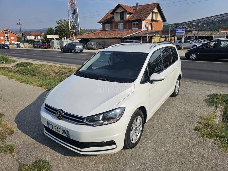 Volkswagen Touran 2.0 TDI DSG7 7S