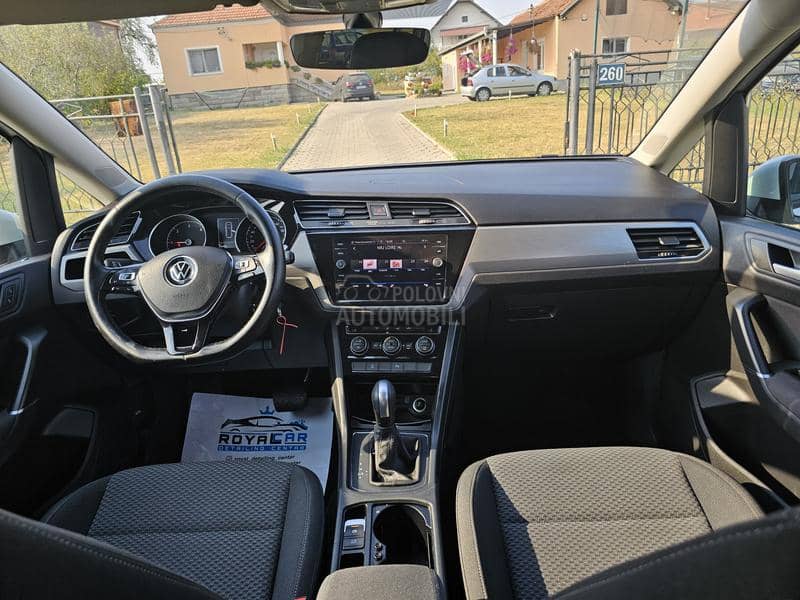 Volkswagen Touran 2.0 TDI DSG7 7S