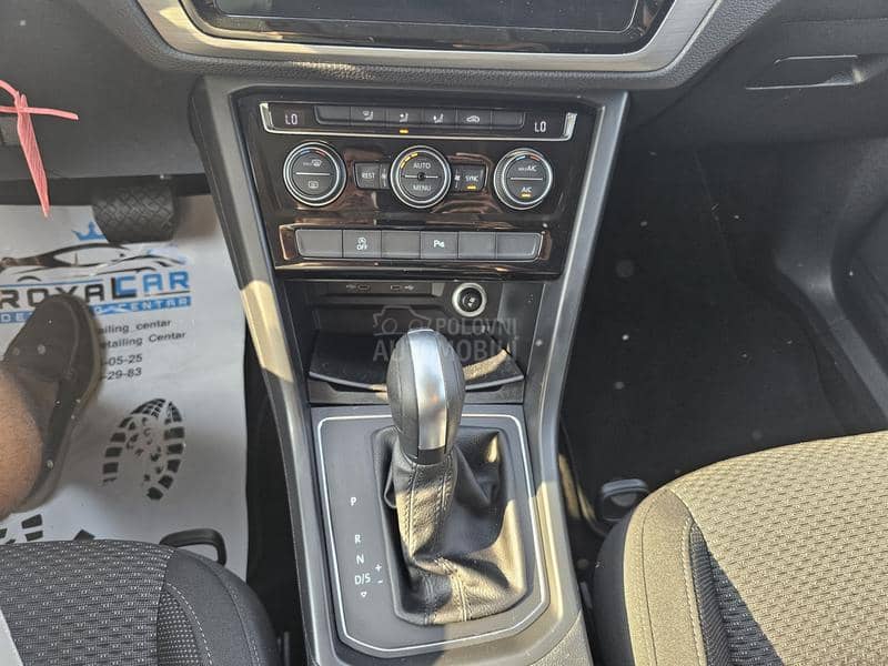 Volkswagen Touran 2.0 TDI DSG7 7S