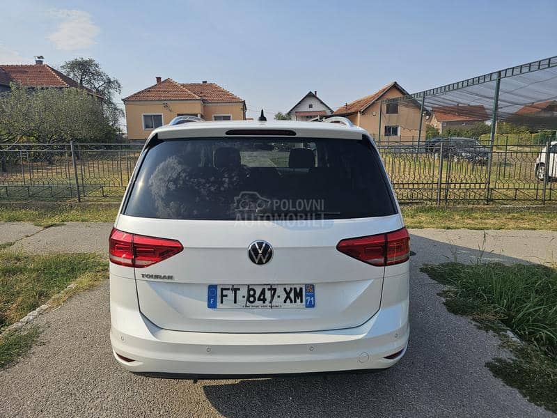 Volkswagen Touran 2.0 TDI DSG7 7S