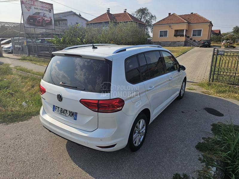 Volkswagen Touran 2.0 TDI DSG7 7S