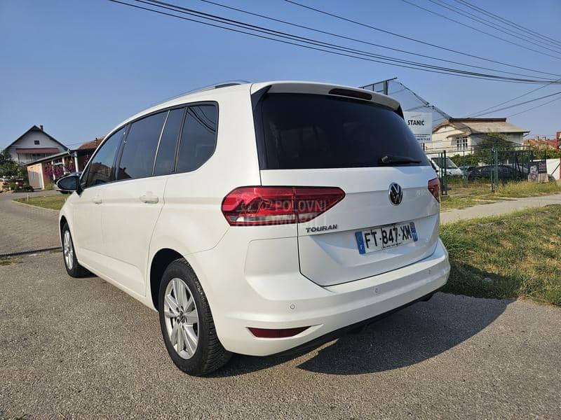 Volkswagen Touran 2.0 TDI DSG7 7S