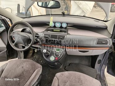 INSTRUMENT TABLA za Citroen C8 za 2005. god.