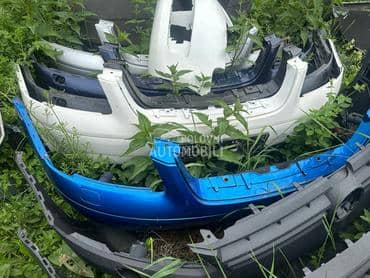 Branik za Volkswagen Touran od 2003. do 2006. god.