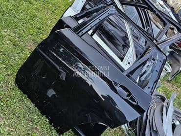 zadnja leva vrata f48 za BMW X1