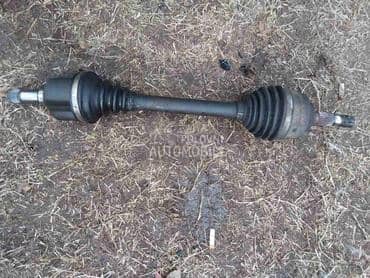 pezo 308 polu osovina za Peugeot 308 od 2008. do 2012. god.