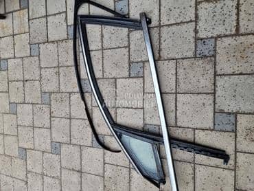 hrom lajsna vozacevih vrata za Citroen DS4 od 2010. do 2015. god.