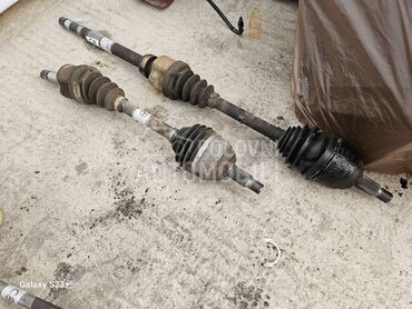 POLUOSOVINA  2.2 hdi za Citroen C8 za 2005. god.