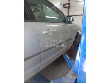 Prednja desna vrata za Ford Focus od 2004. do 2007. god.