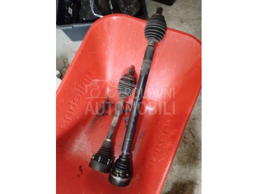 Poluosovina za Volkswagen Golf 5