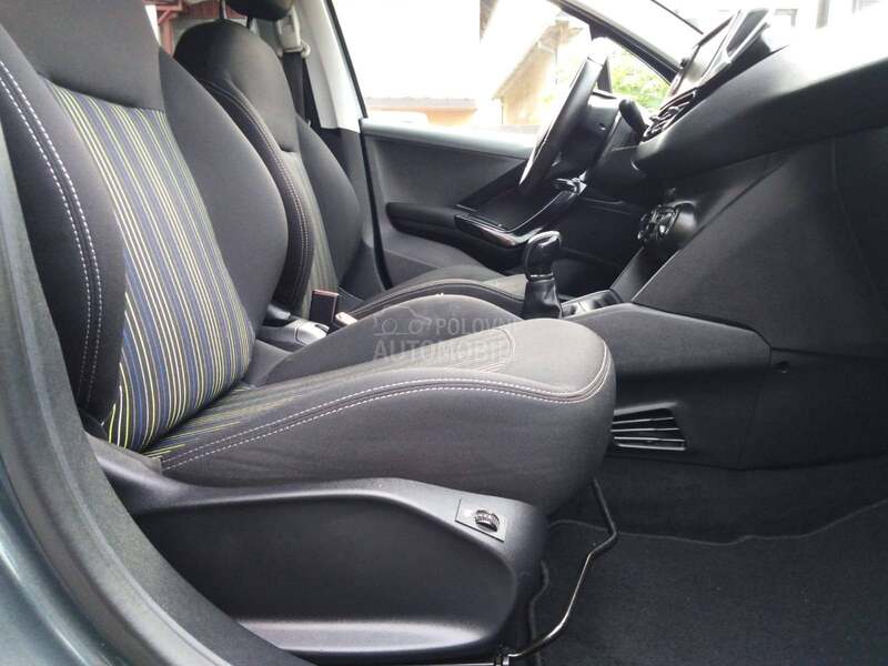 Peugeot 208 1.6hdi Iz Švajc.