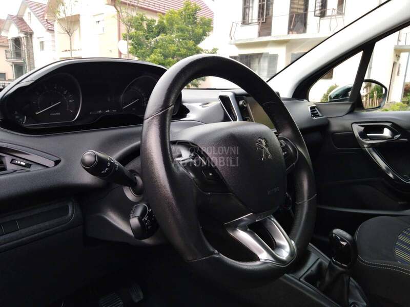 Peugeot 208 1.6hdi Iz Švajc.