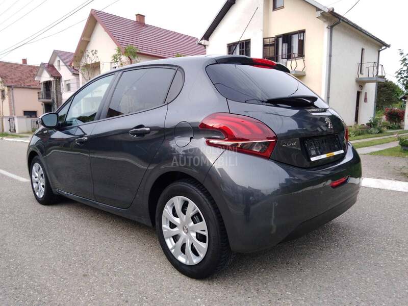 Peugeot 208 1.6hdi Iz Švajc.