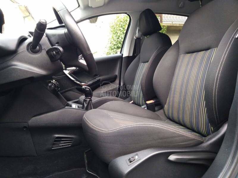 Peugeot 208 1.6hdi Iz Švajc.