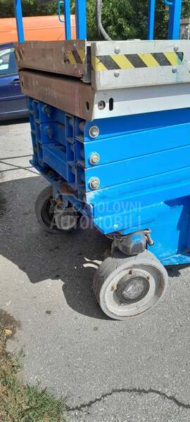JLG 3246ES