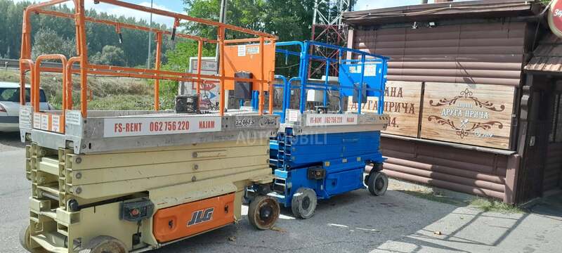 JLG 3246ES