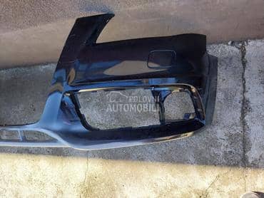 Branik za Audi A4 od 2008. do 2012. god.