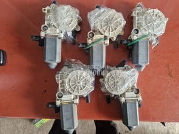 motor podizaca stakla za Land Rover Freelander od 1988. do 2006. god.