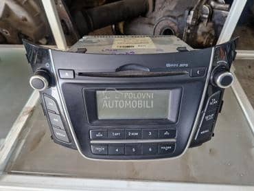 fabricki radio cd mp3 za Hyundai i30