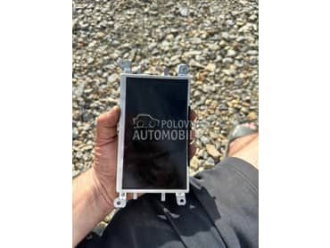 Dispel multimedija za Audi Q5