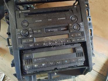 Fabricki radio za Volkswagen Golf 4