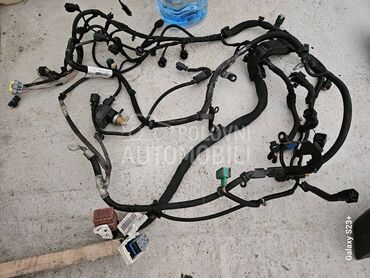 INSTALACIJA MOTORA VRATA za Citroen C4 Picasso za 2011. god.