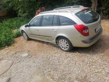 Renault Laguna 2004. god. -  kompletan auto u delovima