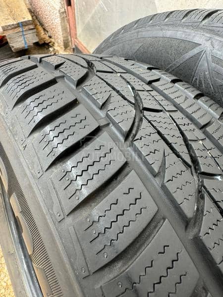 Hankook 215/65 R16 Zimska