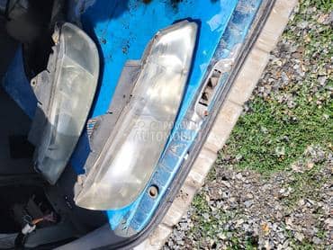 desni far za Peugeot 406 od 1999. do 2004. god.