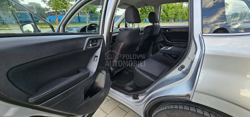 Subaru Forester SJ
