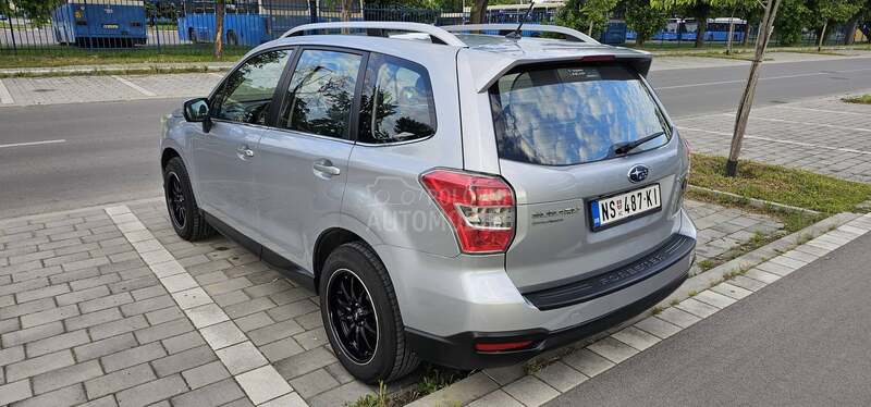 Subaru Forester SJ