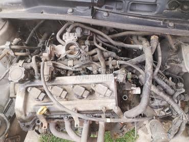 Motor 1.0 u delovima za Toyota Yaris od 1999. do 2004. god.