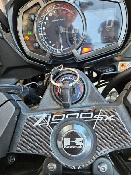 Kawasaki Z1000SX