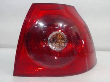 Stop svetlo desno za Volkswagen Golf 5 od 2003. do 2009. god.
