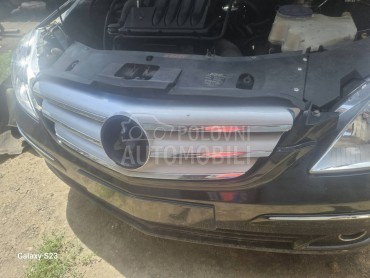 maska prednja za Mercedes Benz B Klasa od 2004. do 2010. god.