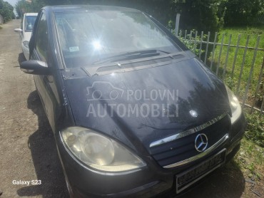 delovi hauba za Mercedes Benz A Klasa, B Klasa od 2004. do 2010. god.