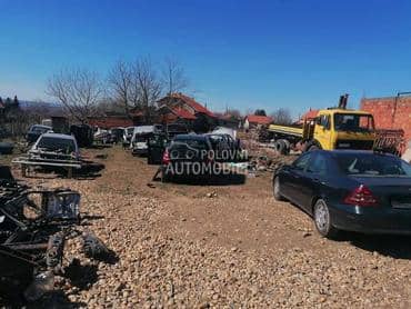 C Klasa Delovi za Mercedes Benz C Klasa od 2000. do 2015. god.