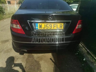 zadnji bramik W204 za Mercedes Benz C Klasa od 2007. do 2011. god.