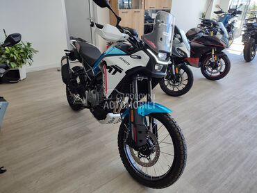 CFMOTO 450 MT