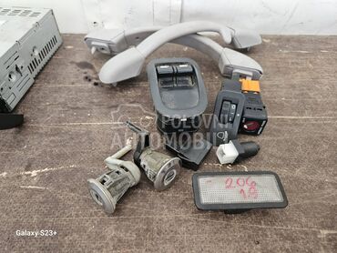 BRAVA PODIZAC PREKIDAC TASTER za Peugeot 206