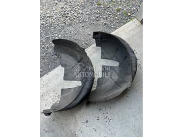 Podrkrilo za Citroen DS3 od 2010. do 2016. god.