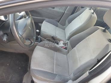 Enterijer za Peugeot 207