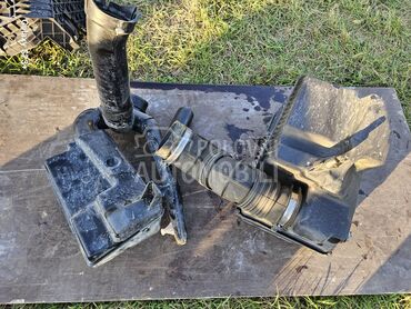 KUCISTE VAZDUSNOG FILTERA za Renault Scenic za 2006. god.