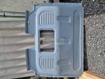 pregrada tovarnog prostora za Peugeot Expert od 2007. do 2016. god.