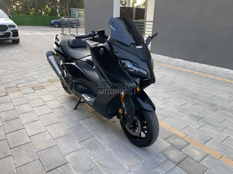 Yamaha T MAX 560 AKRAP
