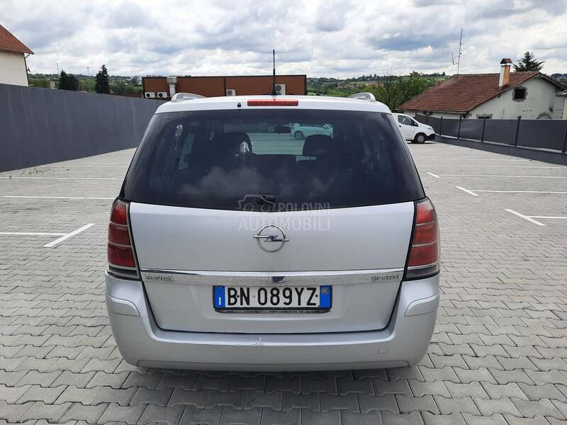 Opel Zafira 1.9 cdti